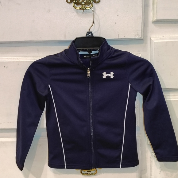Under Armour Other - Under Armor Boys 5 To 6 Years Navy Lightweight Jacket No Hood